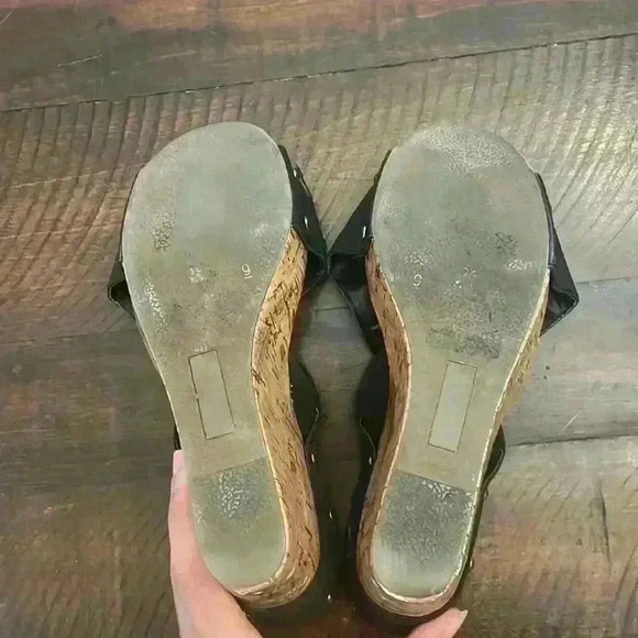 Charming Charlie Cork Wedge Studded Black Sandals Size 9 - Picture 10 of 10